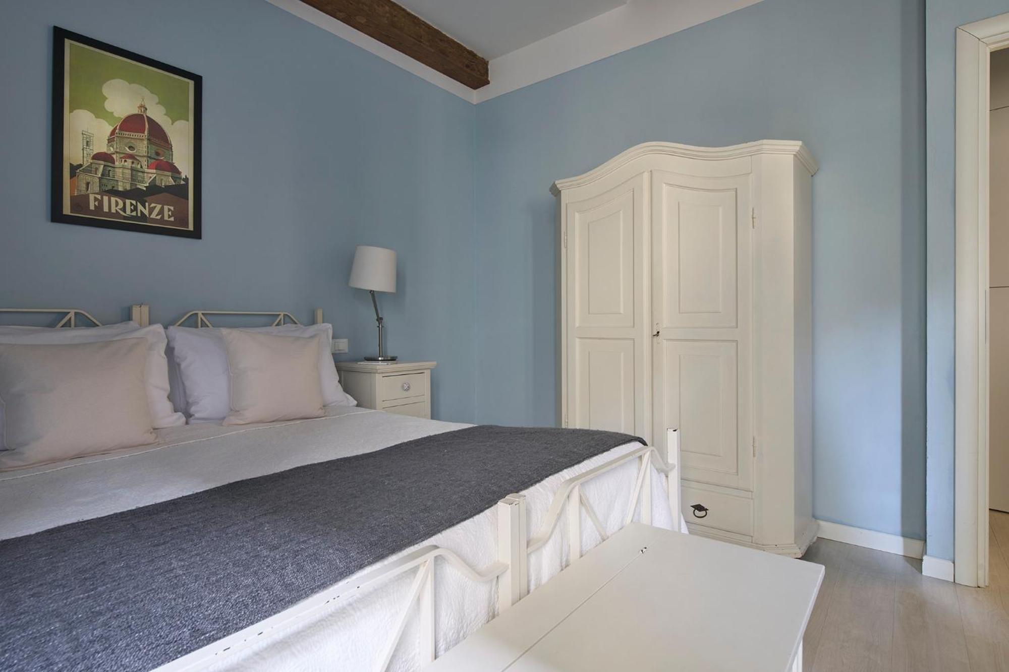 Panicale Blue Historic 1Br Stay Near Medici Chapels & Mercato Centrale Флоренция Экстерьер фото